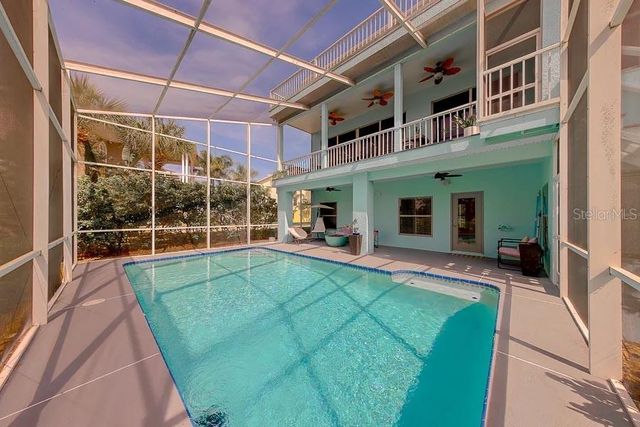2106 PELICAN COURT, Tarpon Springs, FL 34689