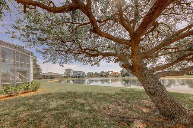 2106 PELICAN COURT, Tarpon Springs, FL 34689