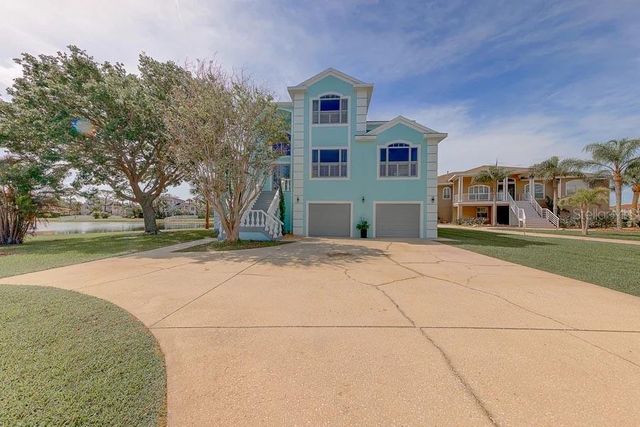 2106 PELICAN COURT, Tarpon Springs, FL 34689