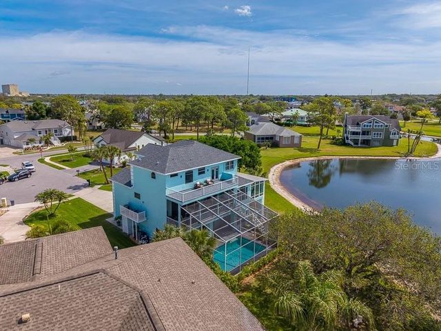2106 PELICAN COURT, Tarpon Springs, FL 34689