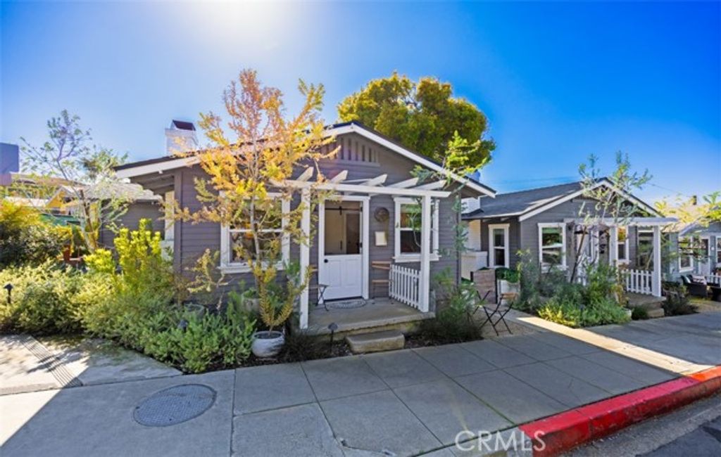 389 Park, Laguna Beach, CA 92651