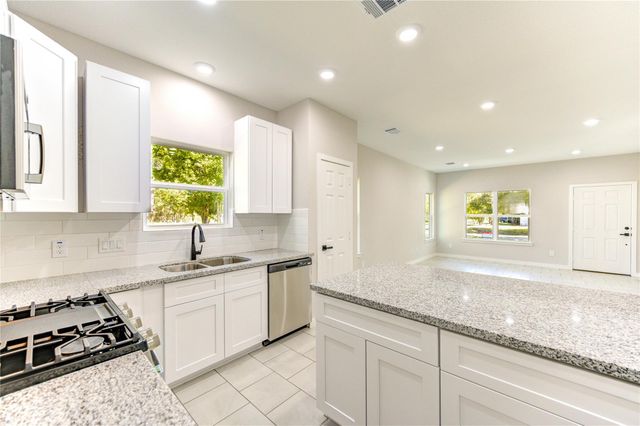 1309 Smith Street, Navasota, TX 77868