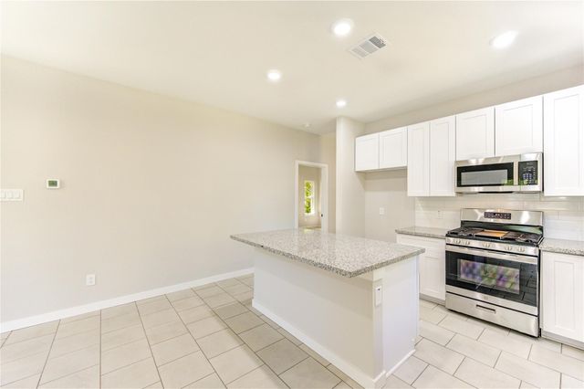 1309 Smith Street, Navasota, TX 77868