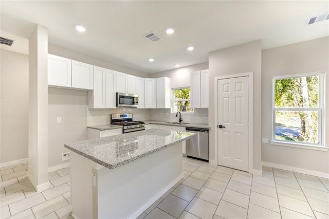 1309 Smith Street, Navasota, TX 77868