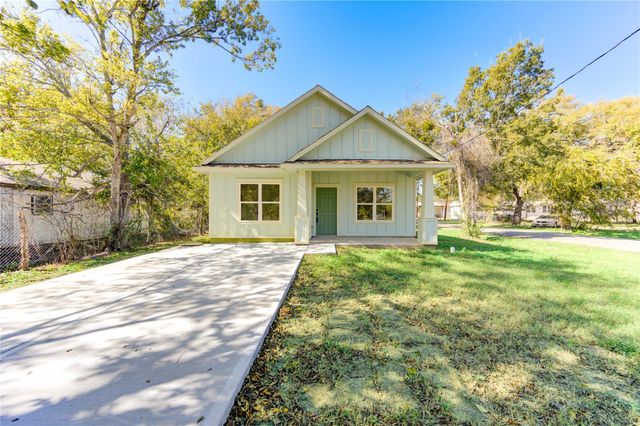 1309 Smith Street, Navasota, TX 77868