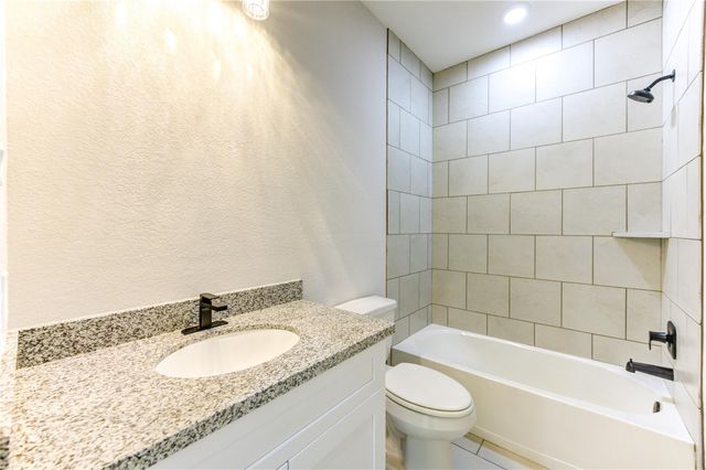 1309 Smith Street, Navasota, TX 77868