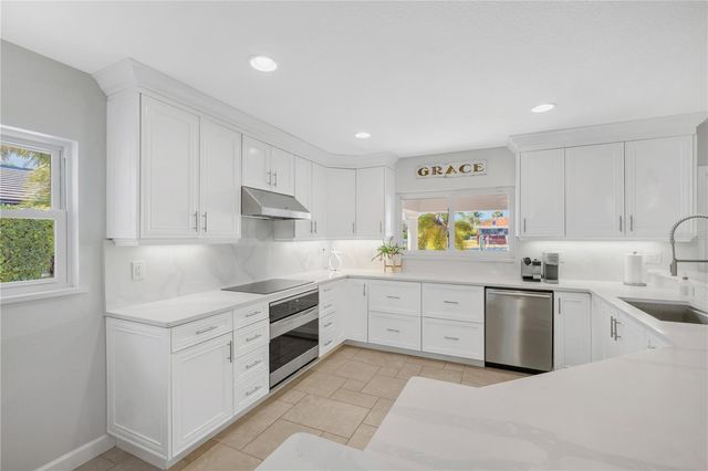 1963 MICHIGAN AVENUE NE, St Petersburg, FL 33703