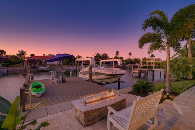 1963 MICHIGAN AVENUE NE, St Petersburg, FL 33703