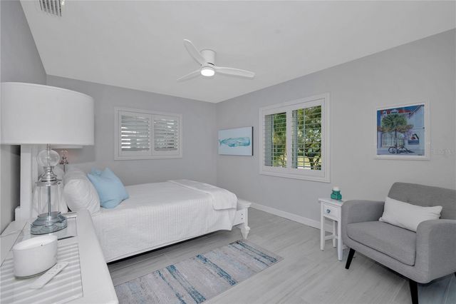 1963 MICHIGAN AVENUE NE, St Petersburg, FL 33703