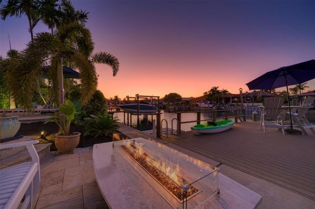 1963 MICHIGAN AVENUE NE, St Petersburg, FL 33703