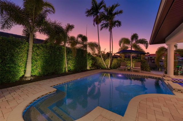 1963 MICHIGAN AVENUE NE, St Petersburg, FL 33703