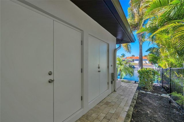 1963 MICHIGAN AVENUE NE, St Petersburg, FL 33703