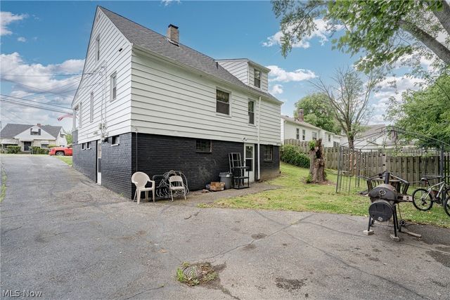 13611 Cranwood Park Boulevard, Garfield Heights, OH 44125
