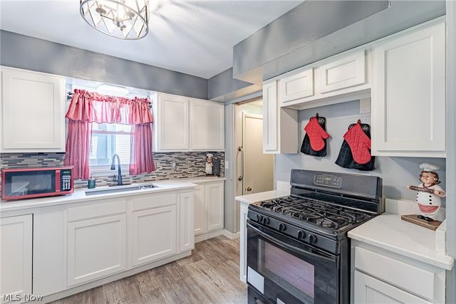 13611 Cranwood Park Boulevard, Garfield Heights, OH 44125