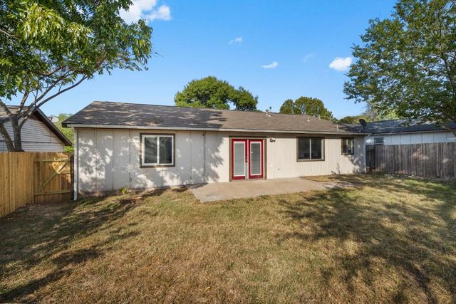 6310 Shadow BND, Austin, TX 78745