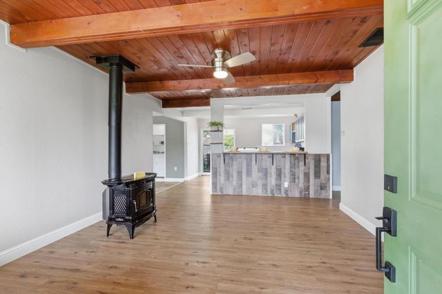 215 Mesa St, Wheatland, CA 95692