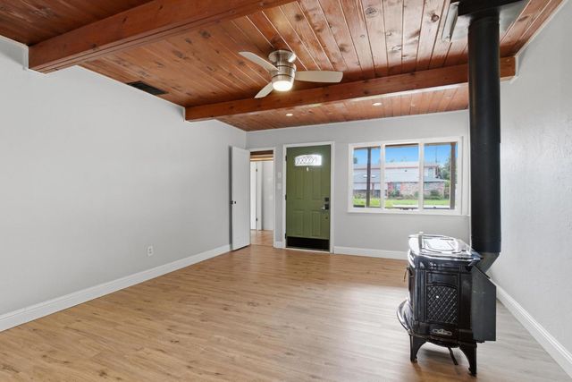 215 Mesa St, Wheatland, CA 95692