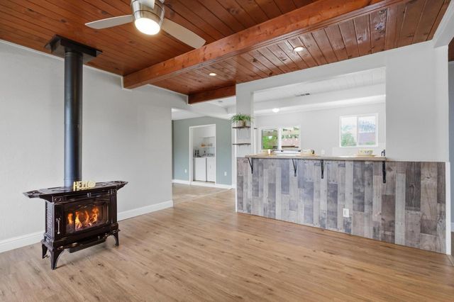 215 Mesa St, Wheatland, CA 95692