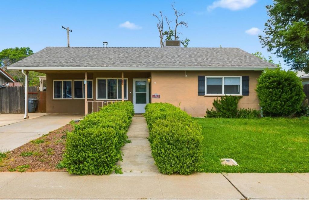 215 Mesa St, Wheatland, CA 95692