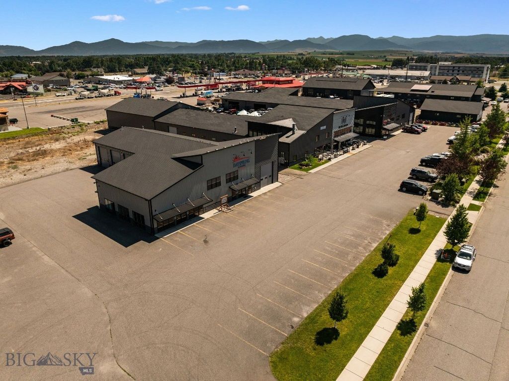 146 Village Center, Bozeman, MT 59718 photo 2