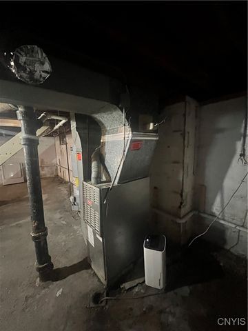 400 Monticello Drive North, Syracuse, NY 13205