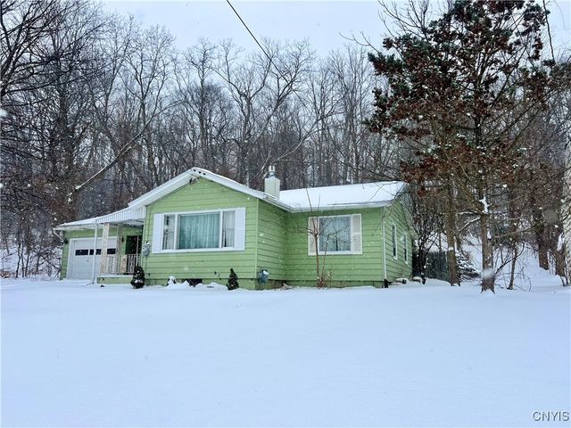 400 Monticello Drive North, Syracuse, NY 13205