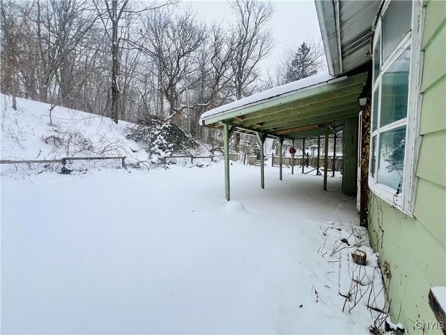 400 Monticello Drive North, Syracuse, NY 13205