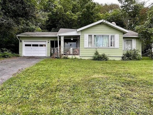 400 Monticello Drive North, Syracuse, NY 13205