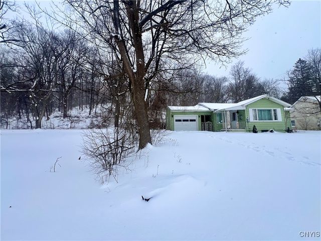 400 Monticello Drive North, Syracuse, NY 13205