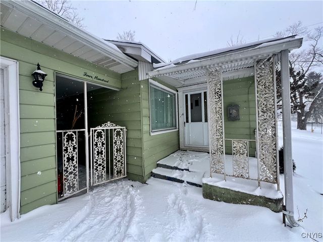 400 Monticello Drive North, Syracuse, NY 13205