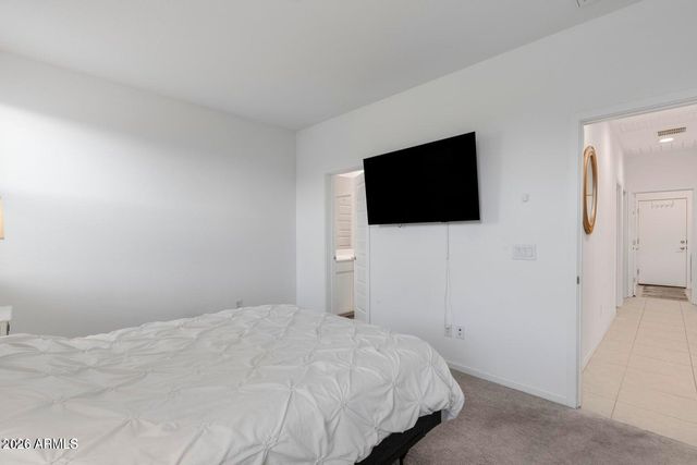 9416 W HEATHERBRAE Drive, Phoenix, AZ 85037