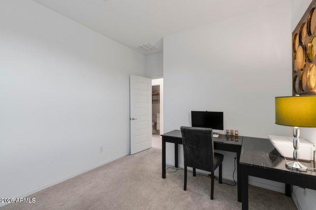 9416 W HEATHERBRAE Drive, Phoenix, AZ 85037