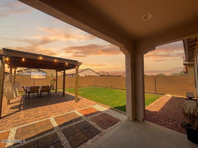 9416 W HEATHERBRAE Drive, Phoenix, AZ 85037