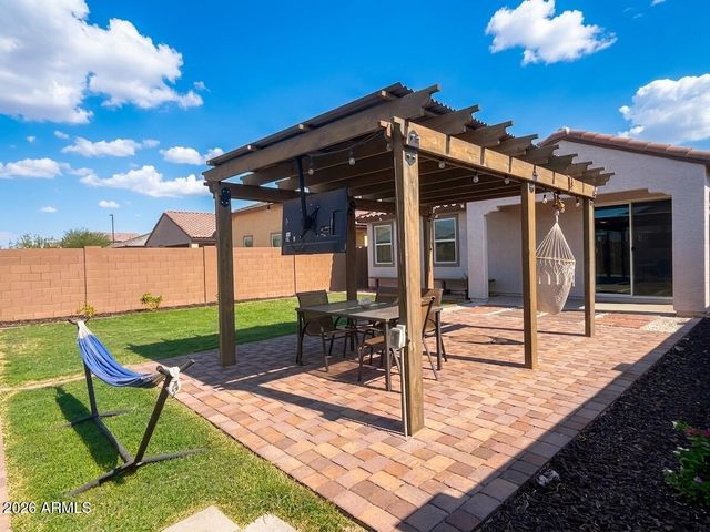 9416 W HEATHERBRAE Drive, Phoenix, AZ 85037