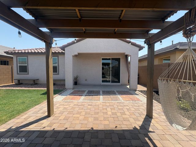 9416 W HEATHERBRAE Drive, Phoenix, AZ 85037