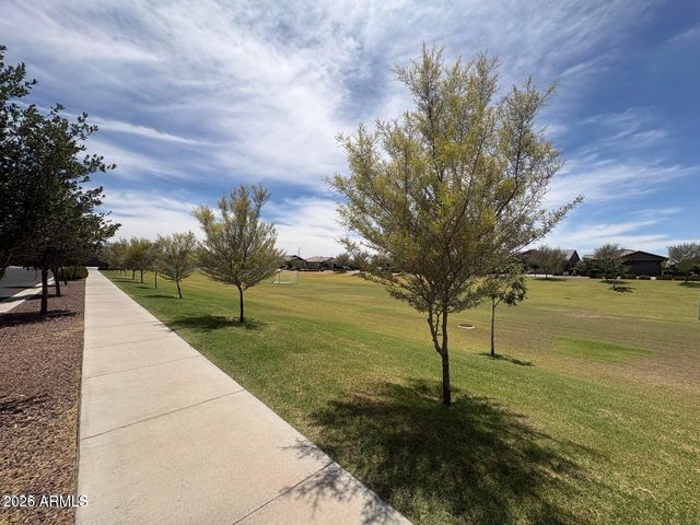 9416 W HEATHERBRAE Drive, Phoenix, AZ 85037