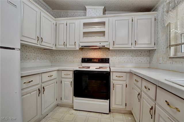 10441 Township Road 262, Millersburg, OH 44654