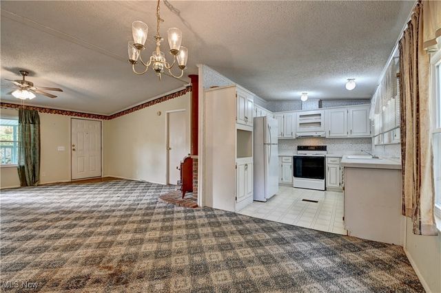 10441 Township Road 262, Millersburg, OH 44654