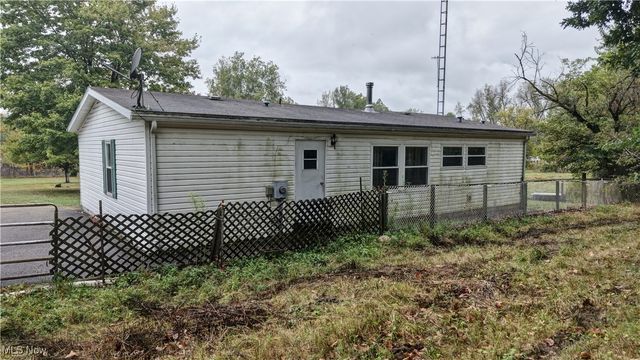 10441 Township Road 262, Millersburg, OH 44654