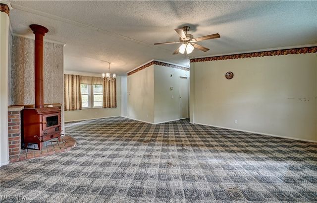 10441 Township Road 262, Millersburg, OH 44654