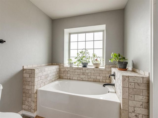 1524 Rangeline Road, Norman, OK 73071