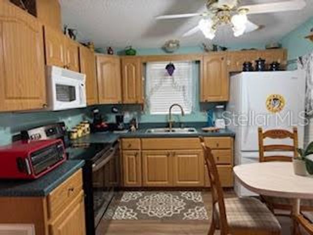 9000 US HIGHWAY 192 975, Clermont, FL 34714