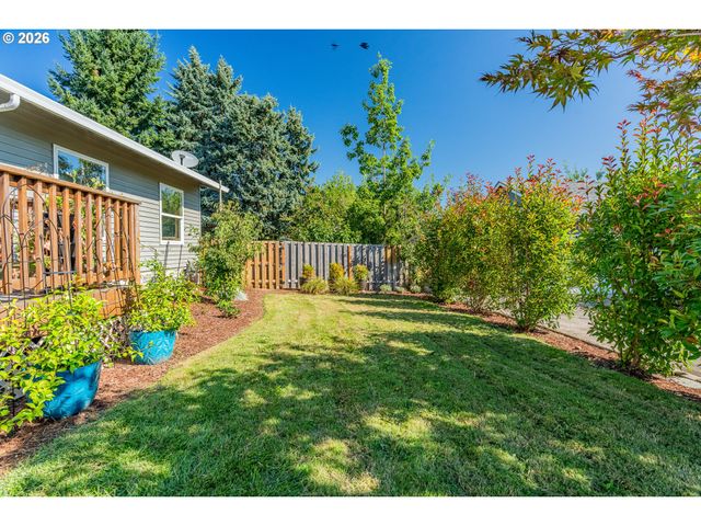 14730 Se LUELLA Ln, Milwaukie, OR 97267