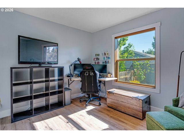 14730 Se LUELLA Ln, Milwaukie, OR 97267