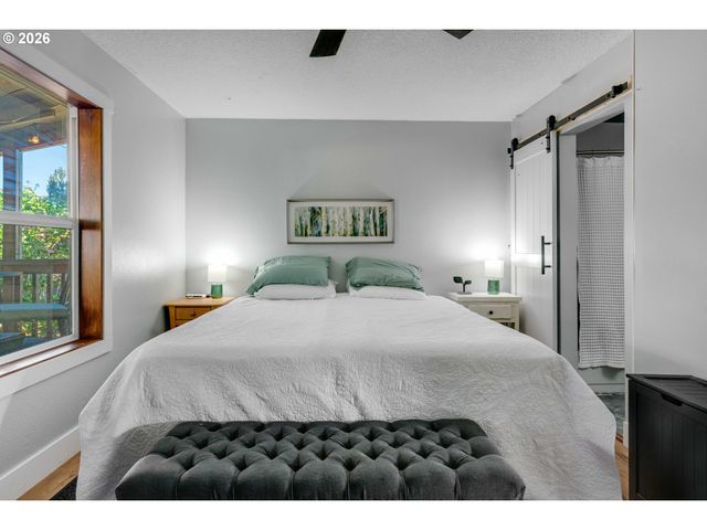 14730 Se LUELLA Ln, Milwaukie, OR 97267