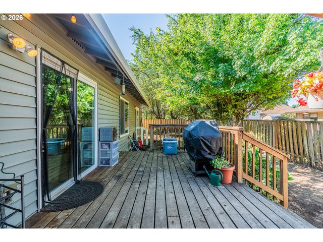 14730 Se LUELLA Ln, Milwaukie, OR 97267