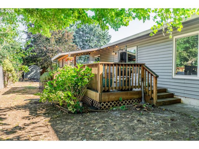 14730 Se LUELLA Ln, Milwaukie, OR 97267