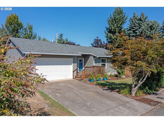 14730 Se LUELLA Ln, Milwaukie, OR 97267