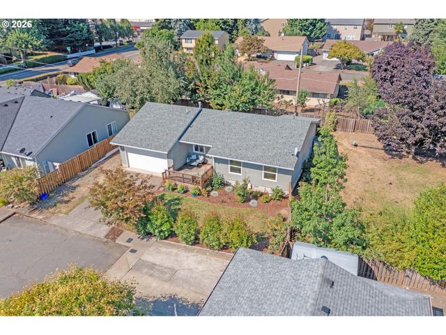 14730 Se LUELLA Ln, Milwaukie, OR 97267