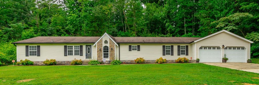 173 Lytle Road, Rossville, GA 30741